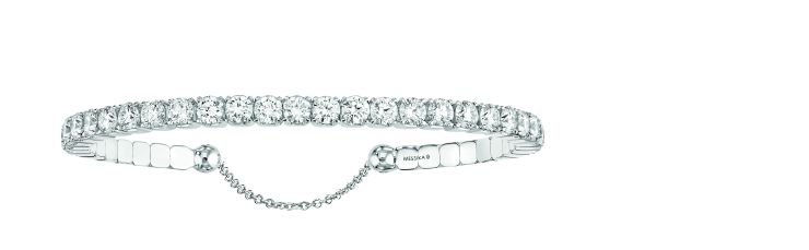 Messika Skinny bracelet with 5 carats of diamonds