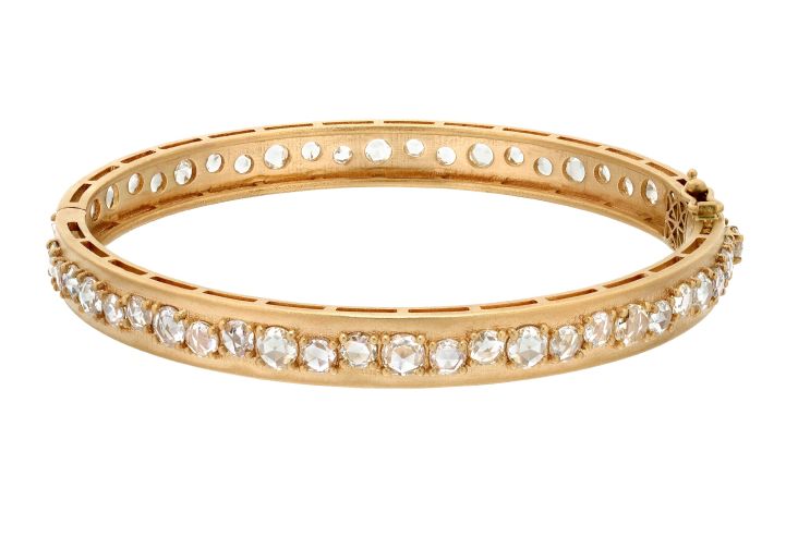 Bavna 18-karat yellow gold satin-finish bangle with rose-cut white diamonds