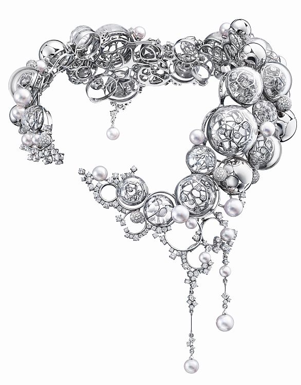 Kuwayama Ecume platinum necklace