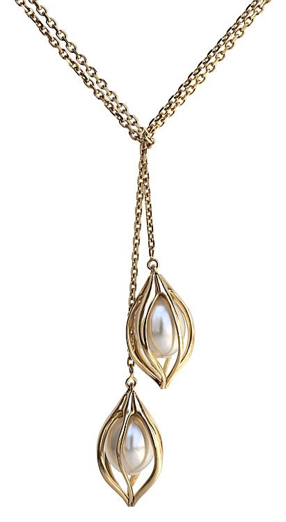 Mellerio Bourgeons de Lys Négligé necklace with pearls. 