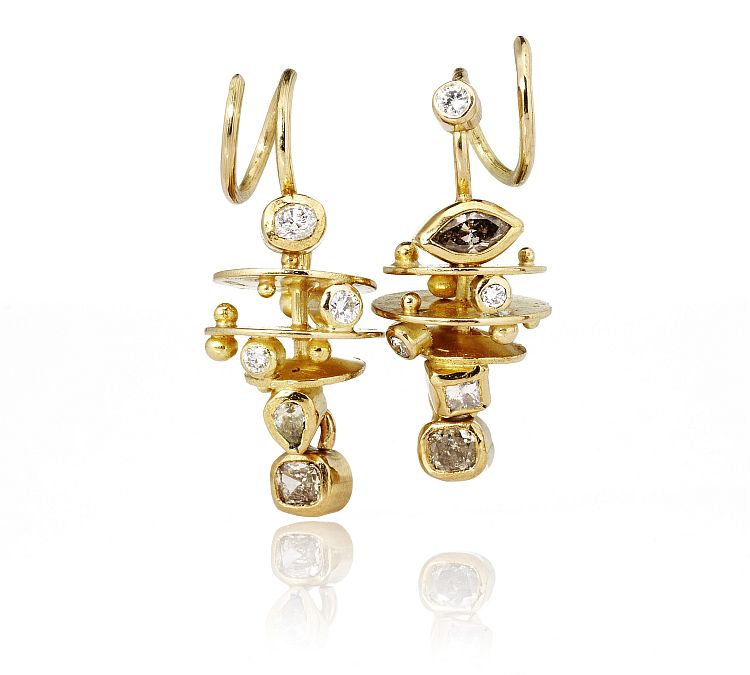 Bergsoe. Play spot-the-difference with these yellow-gold earrings, which feature diamonds in mixed cuts