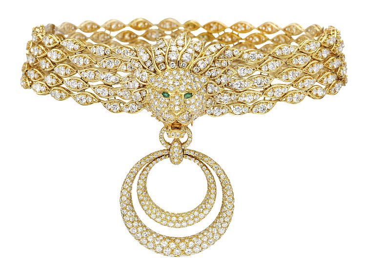 Van Cleef & Arpels Lion Barquerolle necklace in yellow gold, emeralds, and diamonds, formerly in the private collection of Elizabeth Taylor, 1971. 