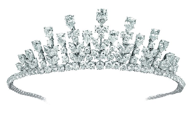 Van Cleef & Arpels Tiara in platinum, white gold, and 77.34 carats of diamonds worn by  Princess Grace of Monaco on the occasion of Princess Caroline and Philippe Junot’s wedding, 1976. Image: Patrick Gries. 