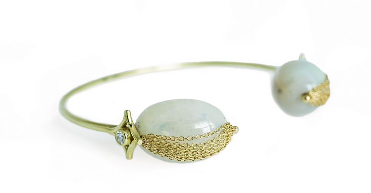 Jordan Alexander Jewelry bangle bracelet with moonstones wrapped in 18-karat yellow gold chain and signature motifs on the sides.
