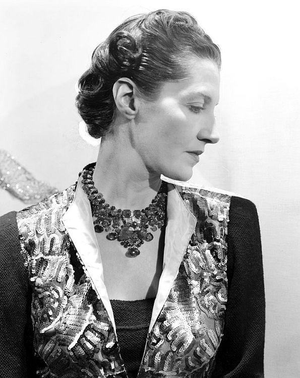 Daisy Fellowes wearing her Cartier tutti frutti necklace. Image: Sotheby's. 