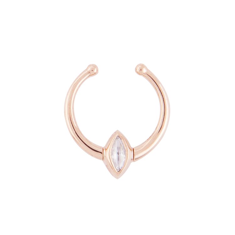 Marie Mas Swinging ear jewel in 18-karat rose gold with a diamond and a tourmaline. 