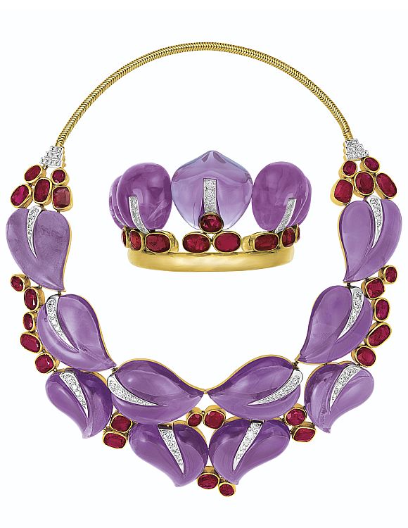 Set of 'Leaves' jewelry by Suzanne Belperron with carved amethyst leaves, cushion and oval-shaped rubies, old and single-cut diamonds, in 18-karat gold and platinum, circa 1936, with maker's mark Groëné et Darde for B. Herz. Sold for $507,000. Image: Christie’s Images Ltd. 