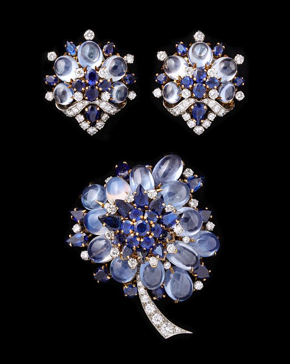 Bulgari sapphire earrings and brooch set. Image: Joseph Saidian & Sons. 