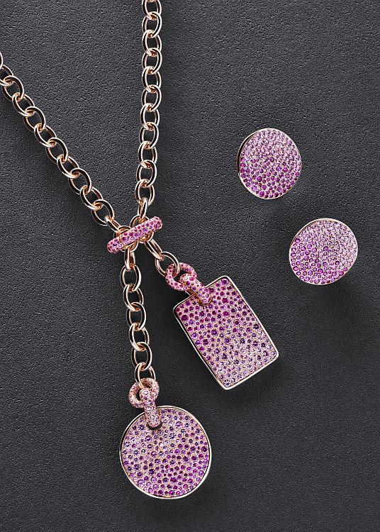 Pomellato Sabbia Flamingo necklace and earrings in rose gold with pink red rubies and pale pink sapphires from from La Gioia collection.