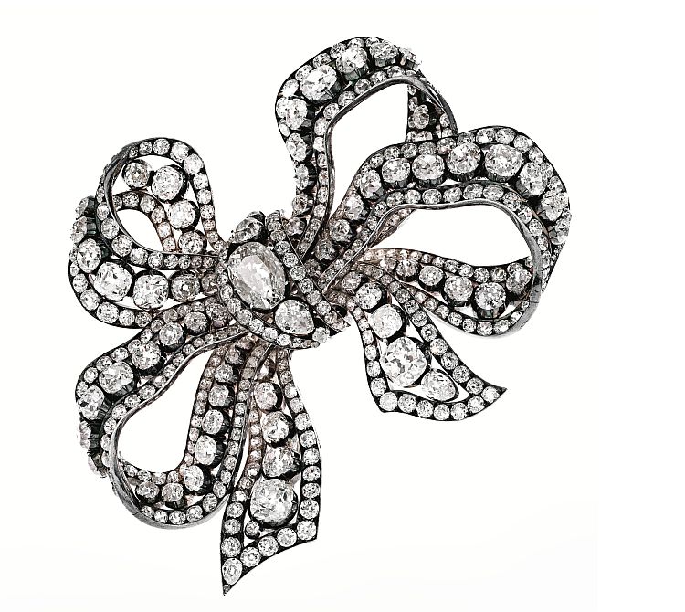 Silver-topped gold and diamond brooch features set with a central diamond weighing approximately 3.50 carats, approximately 38 carats of pear shaped and old-mine-cut diamonds, and 64 approximately 64 carats of smaller old-mine and rose-cut diamonds, Russia, circa 1850. Image: Sotheby's. 