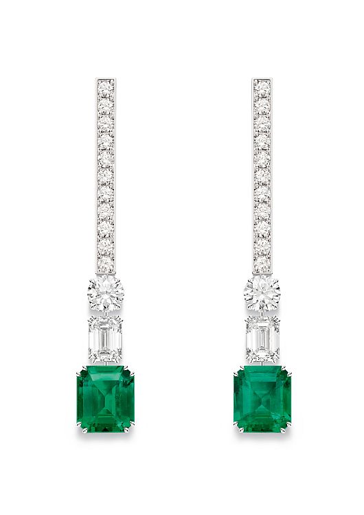 Piaget Wings of Light earrings with emeralds and diamonds. 
