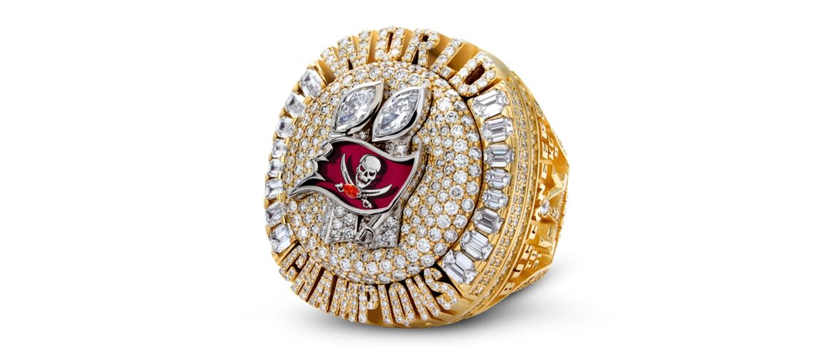 The closed version of the Tampa Bay Buccaneers ring. (Jason of Beverly Hills)