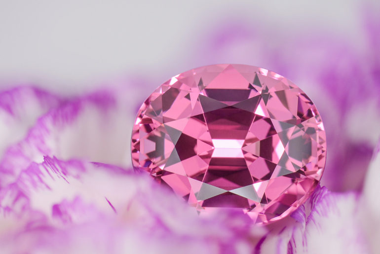 Pink spinel (Tajikistan): 12 ct finished stone from Nomad's