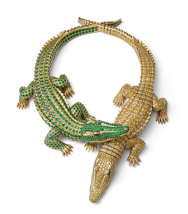 Crocodile gold necklace by Cartier Paris set with yellow diamonds, emeralds, and rubies, 1975. Formerly in the collection of María Félix. Photo: Nils Herrmann, Cartier Collection/ Cartier.