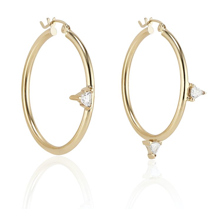 Dru Mismatched Trillions Hoops in 14-karat yellow gold with three trillion-cut diamonds weighing a total of 0.36 carats.
