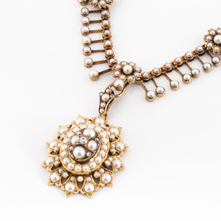 Victorian 14K yellow gold fringe necklace and pendant set with split pearls, circa 1890. Photo: Tenenbaum Jewelers.