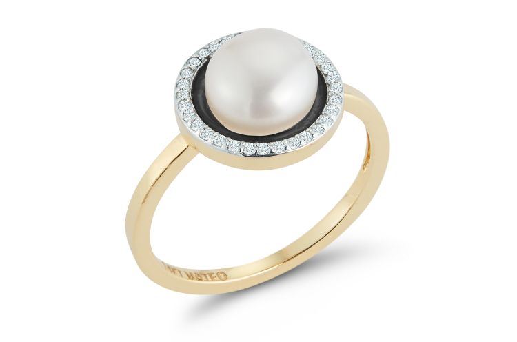 Mateo diamond, pearl and black enamel ring in 14-karat gold.
