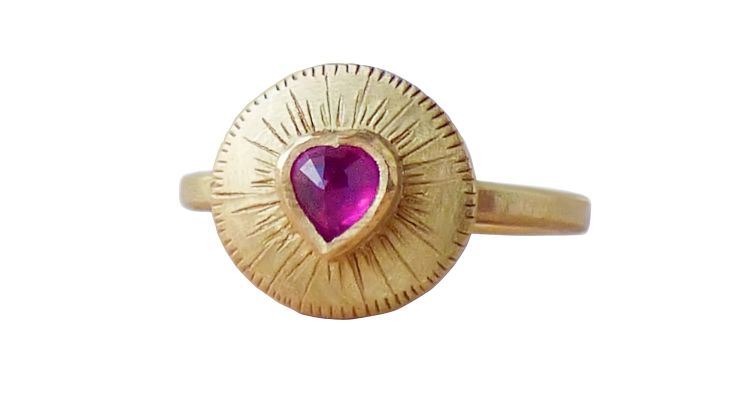 Shakti Ellenwood Belle Ruby ring in 18-karat Fairtrade gold set with a heart-shape, 0.25-carat ruby. 