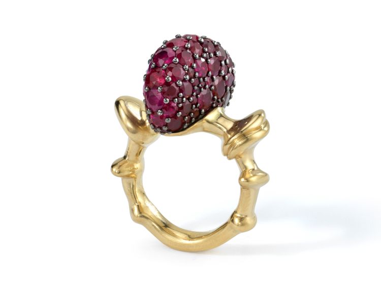 Vram Chrona Hyper Band ring in 18-karat yellow gold and sterling silver with Madagascar rubies.