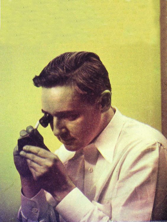 Carroll Chatham examines a lab-grown emerald in 1936. Photo: Tom Chatham.