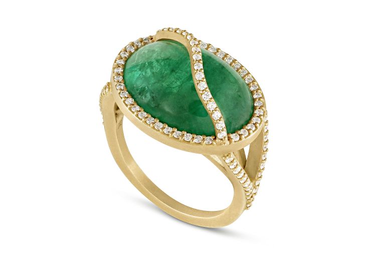 Sandy Leong x Gemfields ring set with Zambian emerald. 