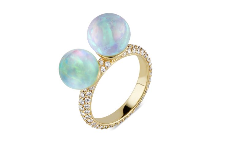 Akaila Reid Double Ethiopian Opal pavé ring in 18-karat yellow gold with 13 carats of Ethiopian opals and  1.77 carats of diamonds. 