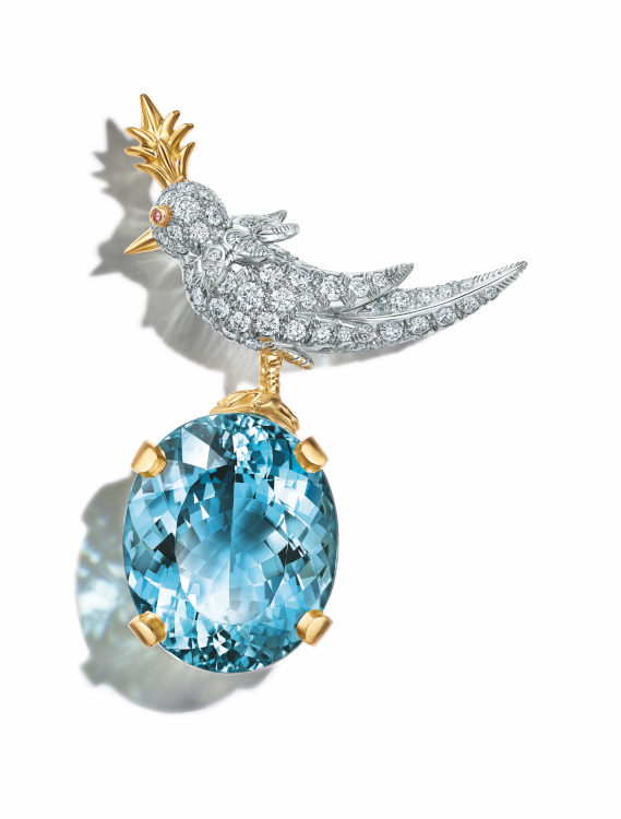 Tiffany & Co. Schlumberger Bird on a Rock clip in diamonds with oval aquamarine. Photo: Tiffany & Co. 