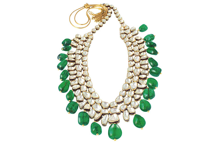 Munnu emerald necklace
