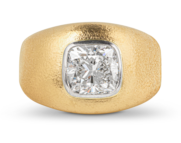 Jessie Thomas Diamond ring in 18-karat gold. Photo: Jessie Thomas.