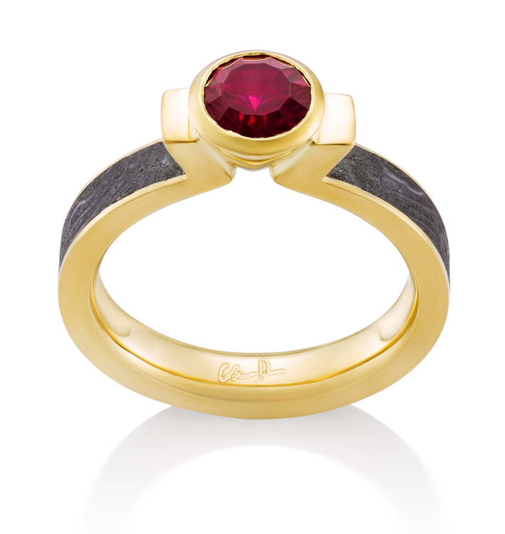 Chris Ploof ring in 18-karat gold with recycled shotgun barrel and a synthetic ruby. Photo: Chris Ploof.