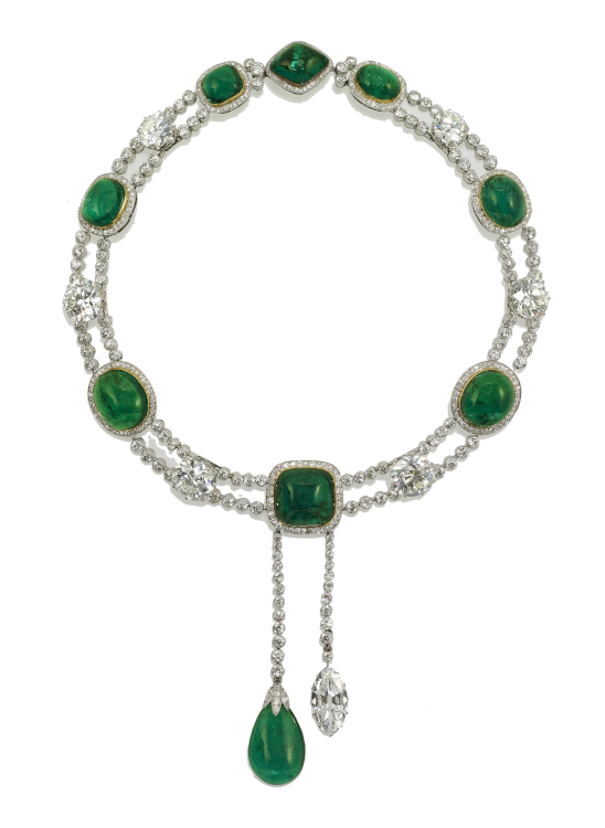 The emerald and diamond Delhi Durbar necklace by Garrard, c. 1911. Photo: Royal Collection Trust.