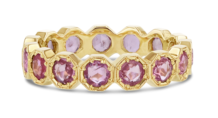 Grace Lee bezel ring with pink sapphire. Photo: Grace Lee.