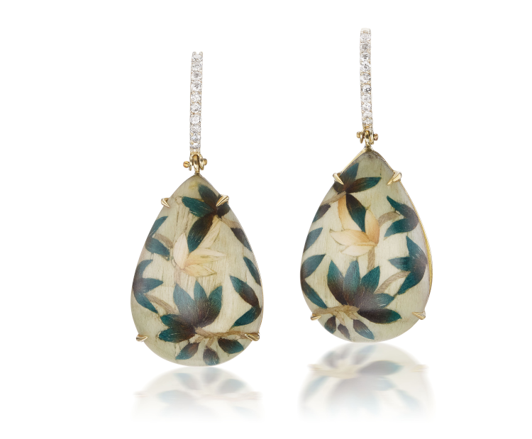 Silvia Furmanovich earrings in 18-karat gold with diamonds and a mangrove leaf pattern. (Silvia Furmanovich)