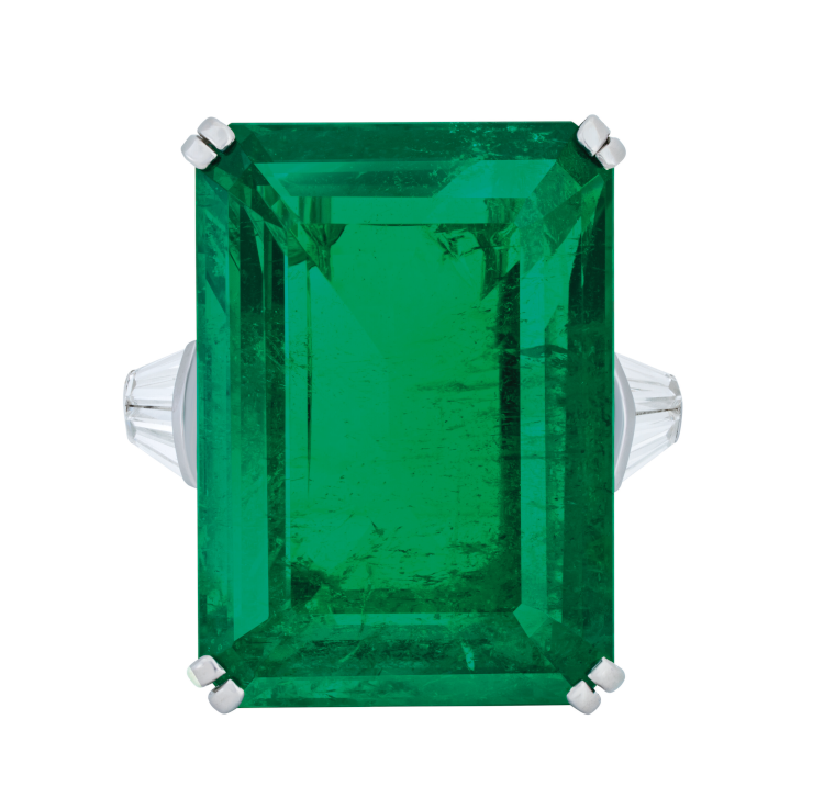 This Bulgari emerald and diamond ring had a pre-sale estimate of between $800,000 and $1.2 million when it came up for auction at Christie’s, but it failed to sell. (Christie’s)