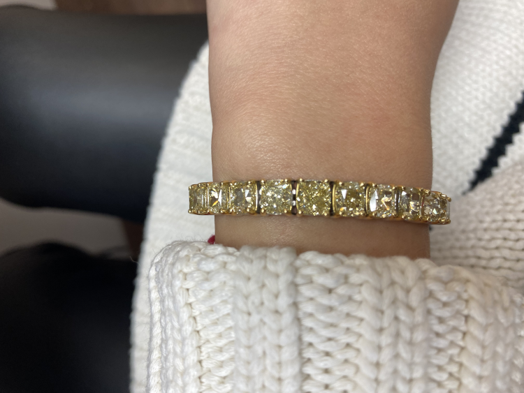 Bracelet with 31 yellow diamonds totaling 28.54 carats, set in 18-karat white gold. (Alicia Jane)