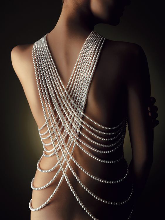 Mikimoto white Akoya pearl XXL necklace. (Mikimoto)