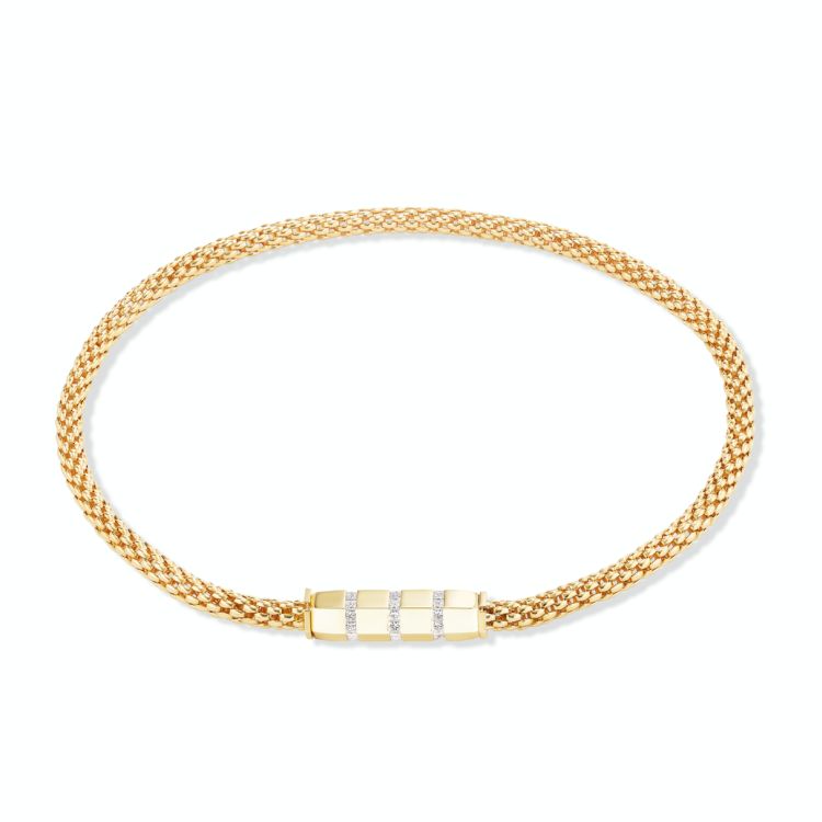 Gemella Stella Bar necklace in 18-karat gold and diamonds. (Gemella)