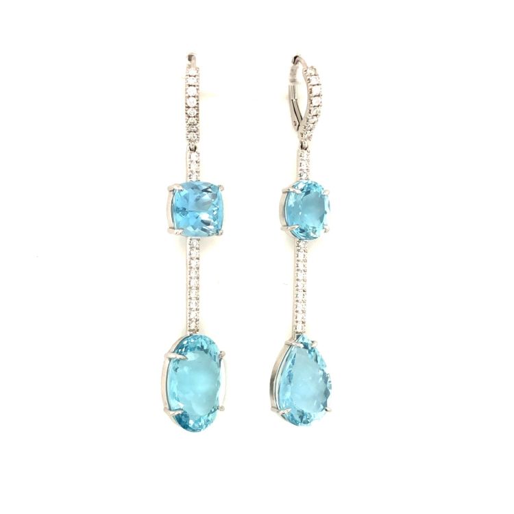 Lisa Nik Earrings in 18 karat white gold with aquamarine and diamonds. (Lisa Nik) 