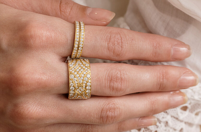 Beautiful Gold Band Ring - Alapatt Diamonds