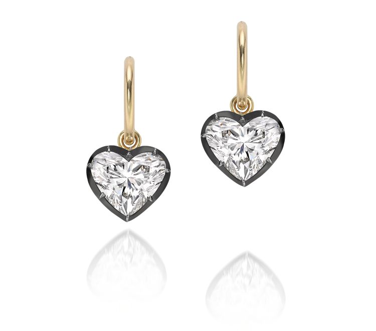 Jessica McCormack gypset earrings with heart-shaped diamonds in 18-karat gold. (Jessica McCormack)