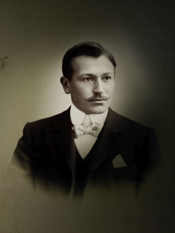 Hans Wilsdorf, founder of Rolex (Rolex)