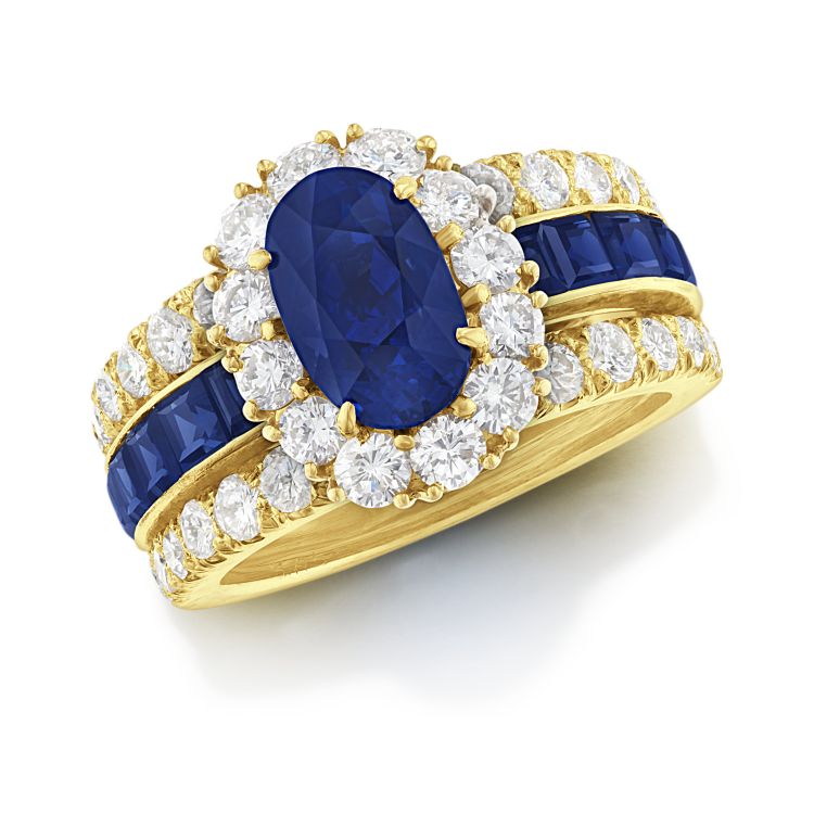 Van Cleef & Arpels sapphire and diamond ring, which sold at Christie’s New York Jewels Online sale in September. (Christie’s)