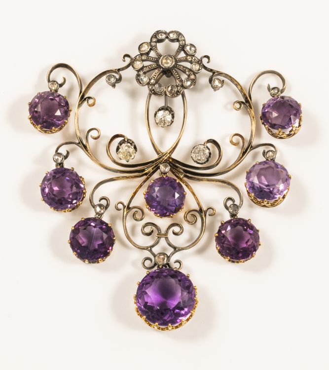 Paul-Emile Froment-Meurice gold brooch set with amethysts and diamonds, c.1900. (The Richard H. Driehaus Collection)